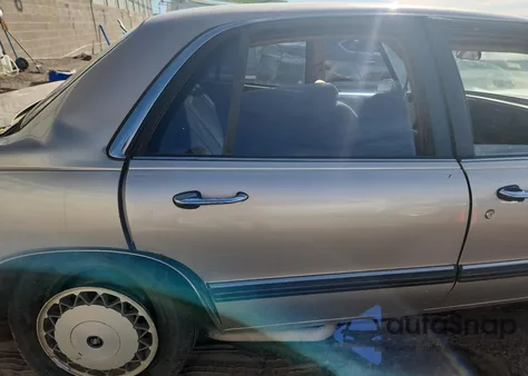 1995 Buick Lesabre Custom из США, поврежденный, VIN 1G4HP52L8SH449705